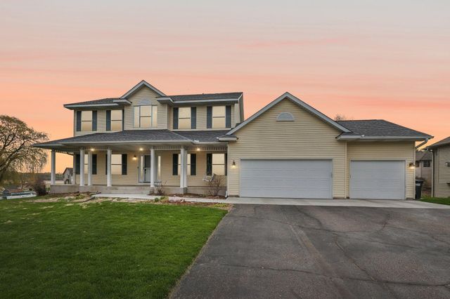 2608 Sandterra Circle, White Bear Twp, MN 55110