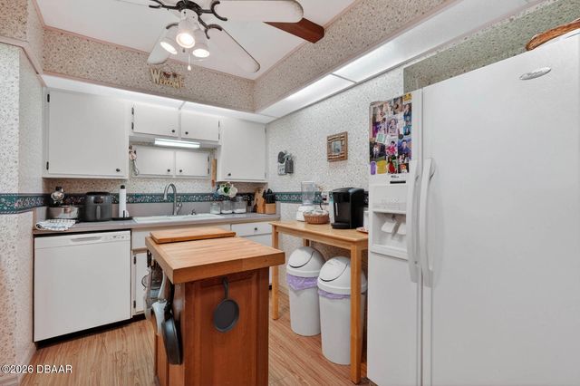 38 Dolphin Avenue, Ormond Beach, FL 32176