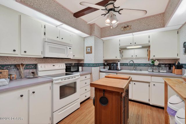 38 Dolphin Avenue, Ormond Beach, FL 32176