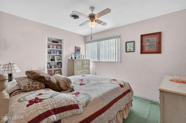 38 Dolphin Avenue, Ormond Beach, FL 32176