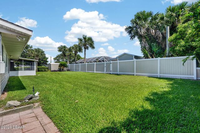38 Dolphin Avenue, Ormond Beach, FL 32176