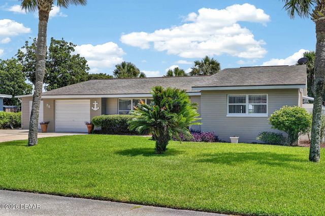 38 Dolphin Avenue, Ormond Beach, FL 32176