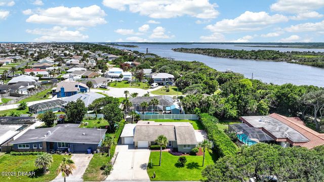 38 Dolphin Avenue, Ormond Beach, FL 32176