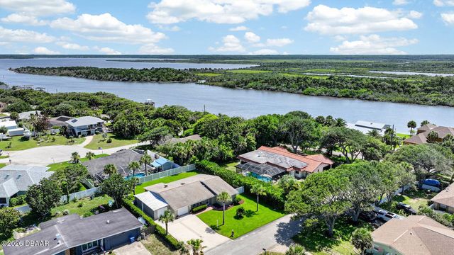 38 Dolphin Avenue, Ormond Beach, FL 32176