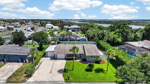 38 Dolphin Avenue, Ormond Beach, FL 32176