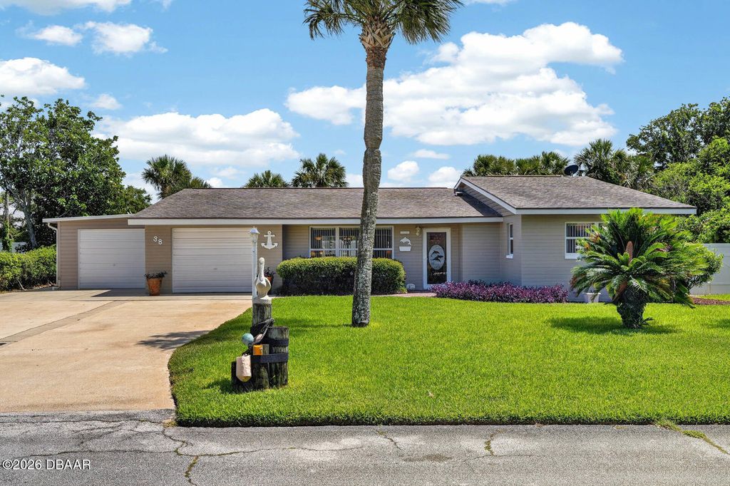 38 Dolphin Avenue, Ormond Beach, FL 32176