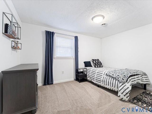 11400 Coalboro Rd, Chesterfield, VA 23838