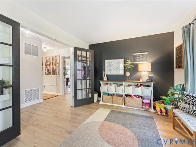 11400 Coalboro Rd, Chesterfield, VA 23838