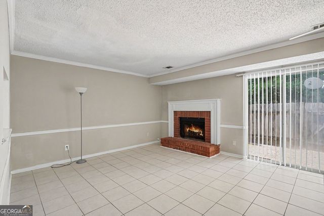 8547 Jamestown Way, Jonesboro, GA 30238