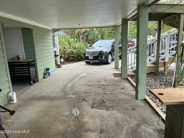 157 S River Drive, Beaufort, NC 28516