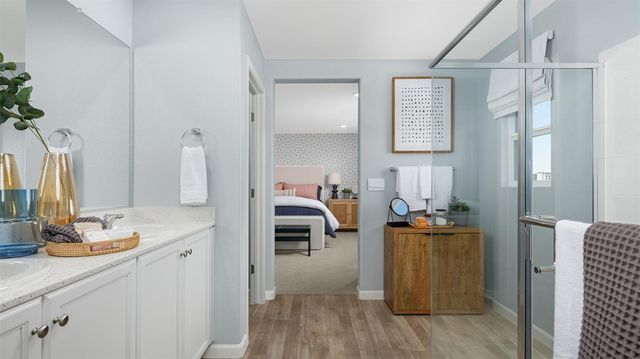 216 Teton Ranch Way, Patterson, CA 95363