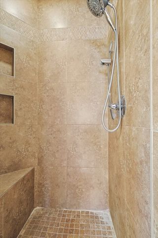 7009 Oak Hills Court, North Richland Hills, TX 76182