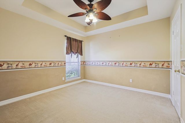 7009 Oak Hills Court, North Richland Hills, TX 76182