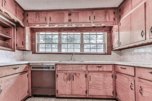 514 Ball Ground Road, Ball Ground, GA 30107