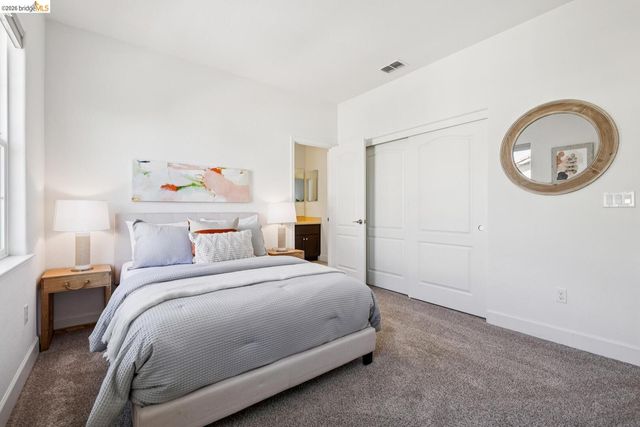1521 Glenn ST, Hayward, CA 94545