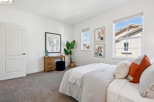 1521 Glenn ST, Hayward, CA 94545