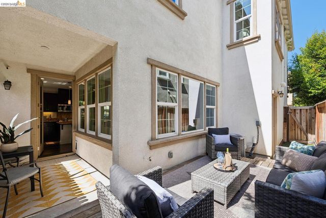 1521 Glenn ST, Hayward, CA 94545