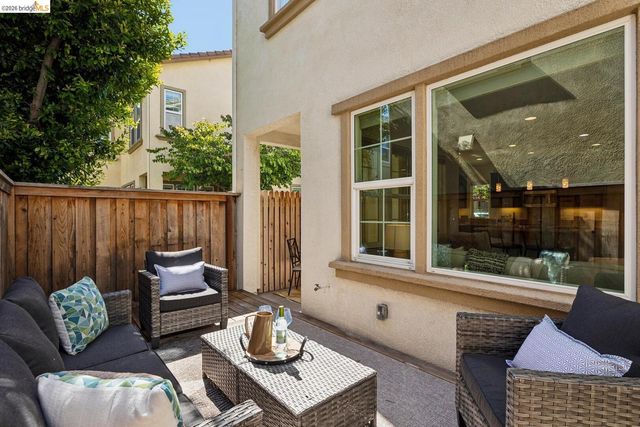 1521 Glenn ST, Hayward, CA 94545