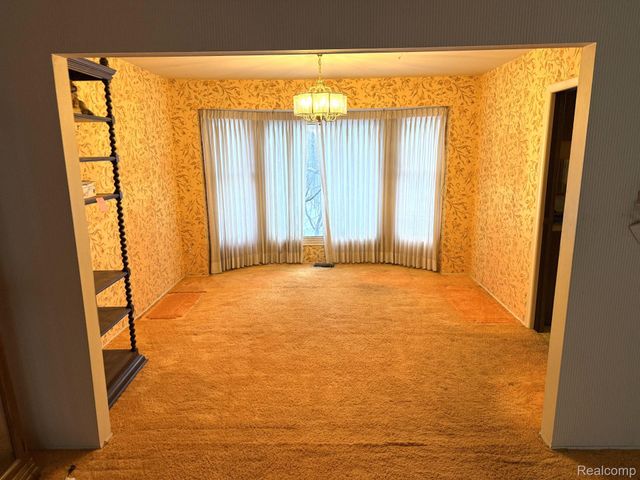 34630 Old Timber Road, Farmington, MI 48331