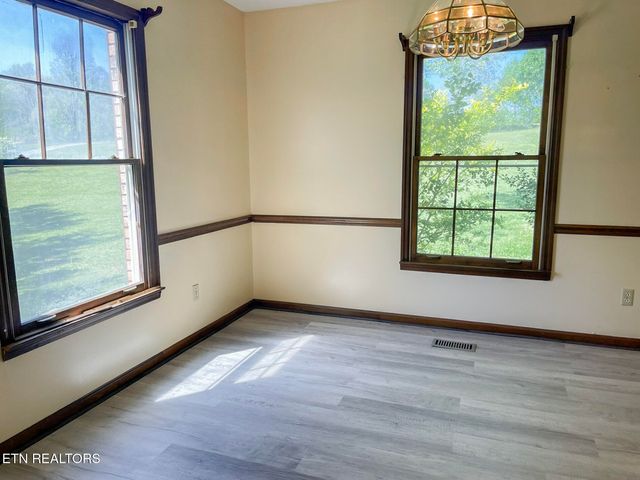 4315 Taylors Chapel Rd, Crossville, TN 38572