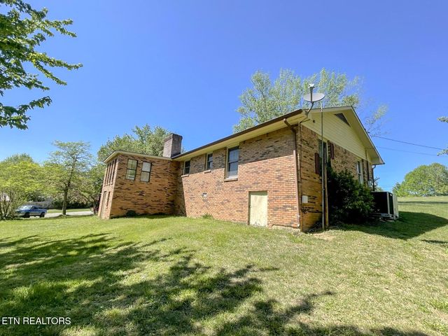 4315 Taylors Chapel Rd, Crossville, TN 38572