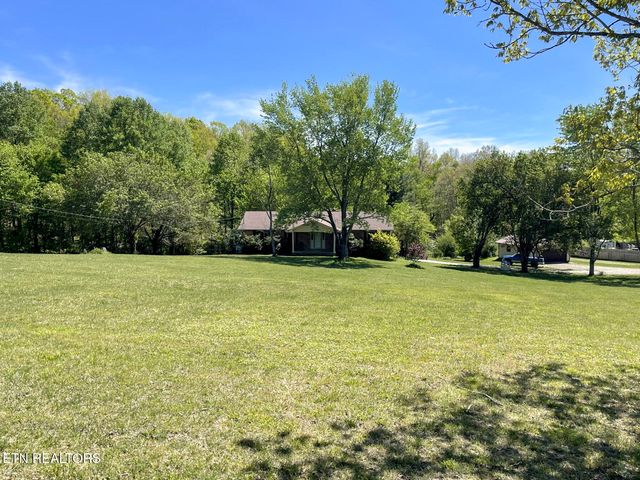 4315 Taylors Chapel Rd, Crossville, TN 38572