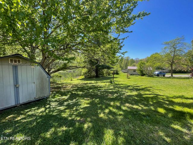 4315 Taylors Chapel Rd, Crossville, TN 38572