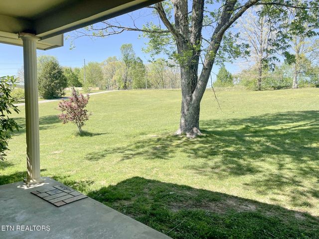 4315 Taylors Chapel Rd, Crossville, TN 38572