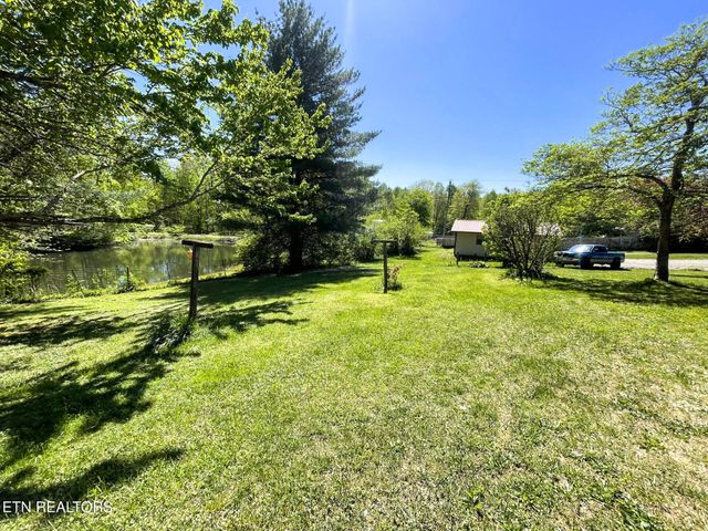 4315 Taylors Chapel Rd, Crossville, TN 38572