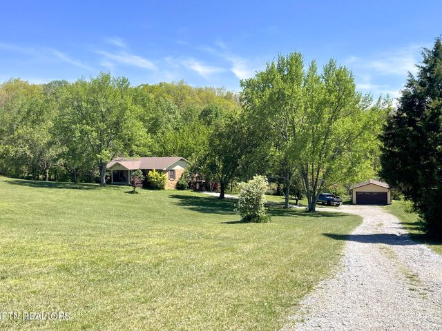 4315 Taylors Chapel Rd, Crossville, TN 38572