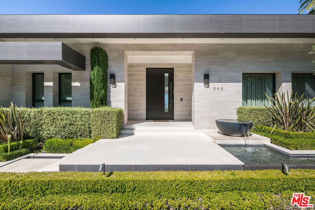 565 Evelyn Place, Beverly Hills, CA 90210 — photo 2
