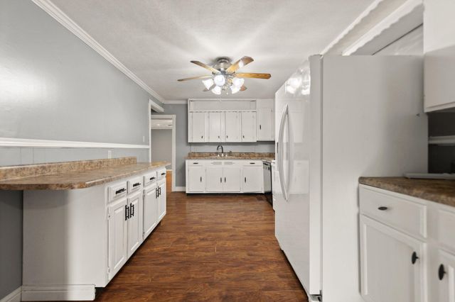 3131 Lily Road, London, KY 40744