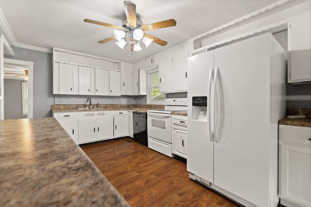 3131 Lily Road, London, KY 40744