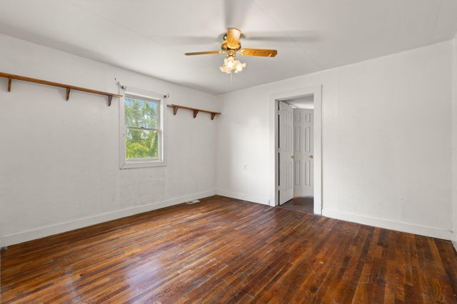 3131 Lily Road, London, KY 40744