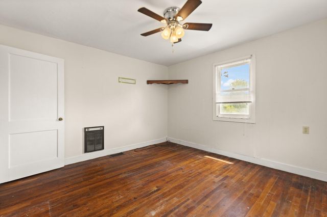 3131 Lily Road, London, KY 40744