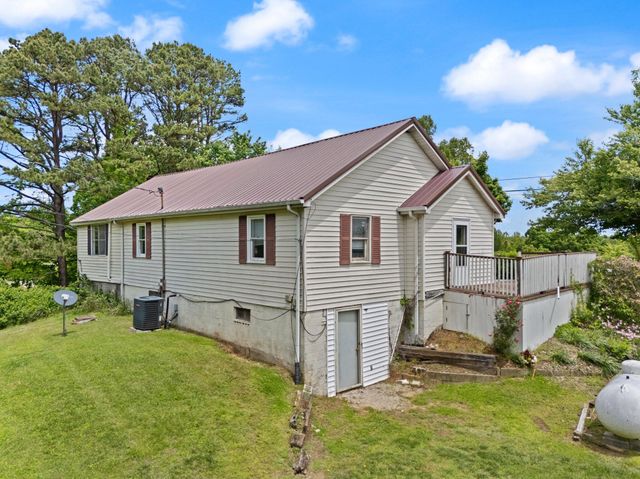 3131 Lily Road, London, KY 40744