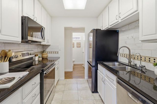 102 Dot Avenue, Campbell, CA 95008