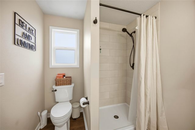 2713 8th Avenue SW, Altoona, IA 50009