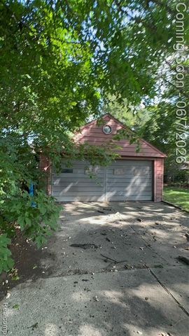20000 Canterbury Road, Detroit, MI 48221