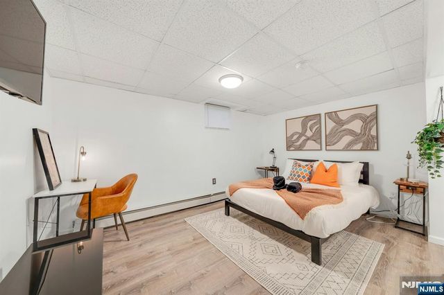 31 72nd Street, North Bergen, NJ 07047