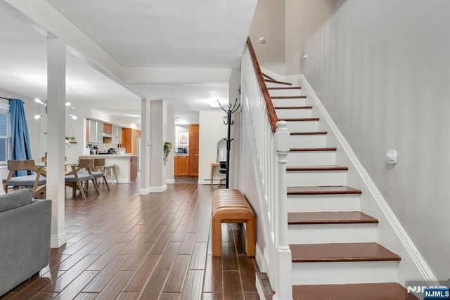 31 72nd Street, North Bergen, NJ 07047