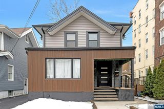 31 72nd Street, North Bergen, NJ 07047