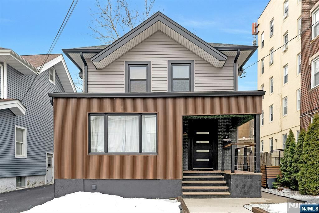 31 72nd Street, North Bergen, NJ 07047