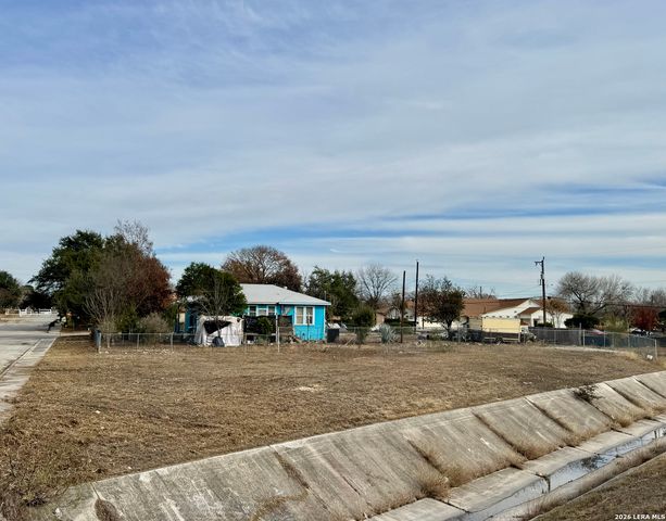 2306 Rivas 1, San Antonio, TX 78228