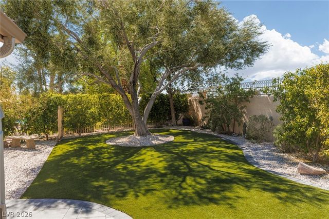 5624 Ocean Pines Circle, Las Vegas, NV 89130