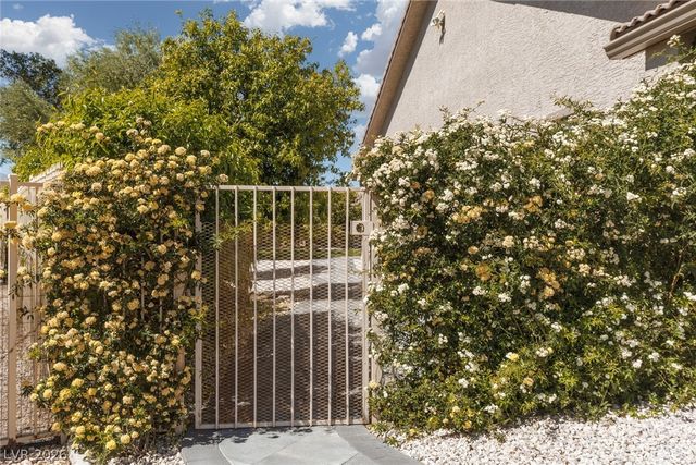 5624 Ocean Pines Circle, Las Vegas, NV 89130