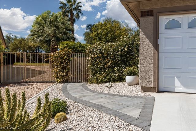5624 Ocean Pines Circle, Las Vegas, NV 89130