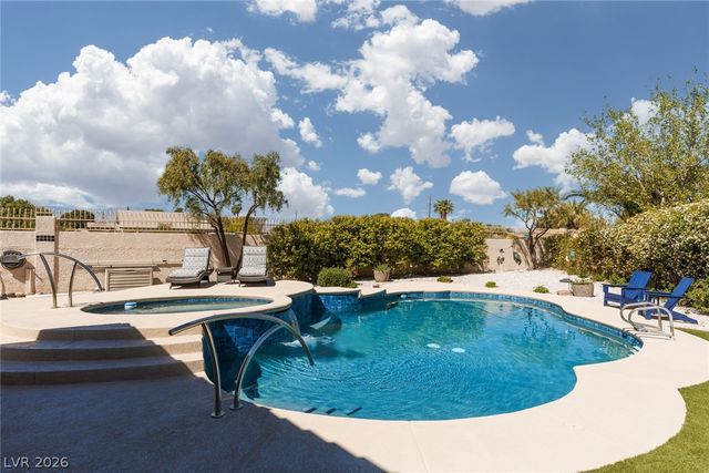 5624 Ocean Pines Circle, Las Vegas, NV 89130