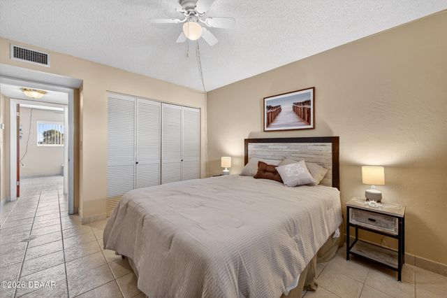 2711 N Halifax Ave Apt 282, Daytona Beach, FL 32118