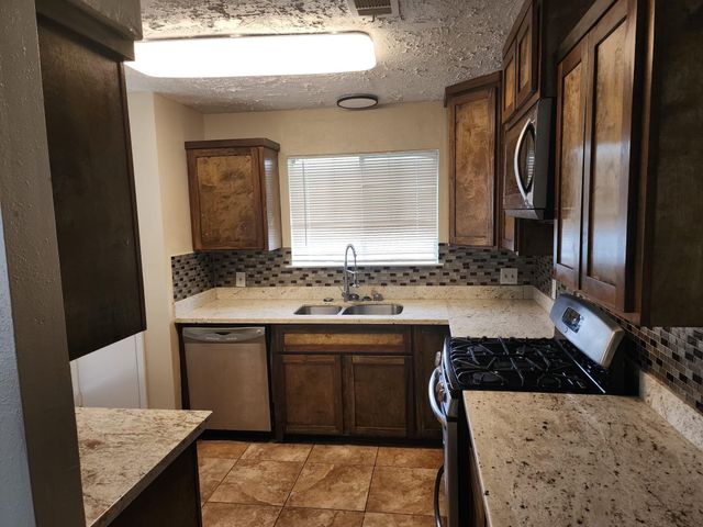 715 Beechbend Drive, Missouri City, TX 77489